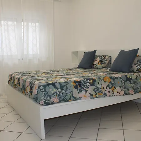 شقة La Casa Bianca Di Luca فيوميتشينو