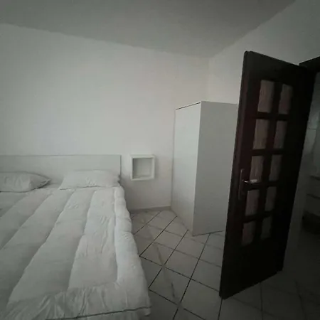 La Casa Bianca Di Luca * فيوميتشينو