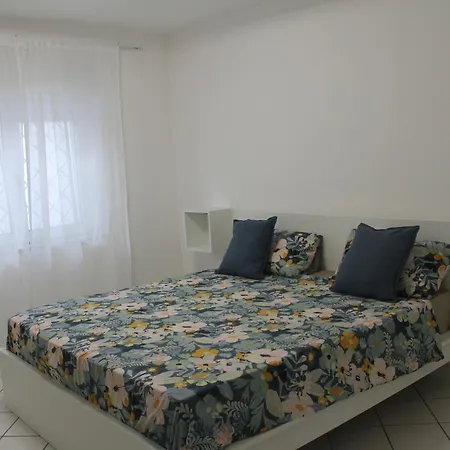 شقة La Casa Bianca Di Luca فيوميتشينو