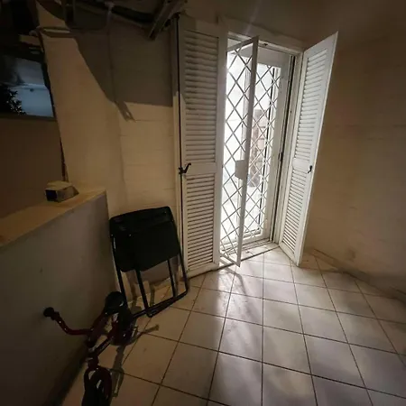 La Casa Bianca Di Luca فيوميتشينو